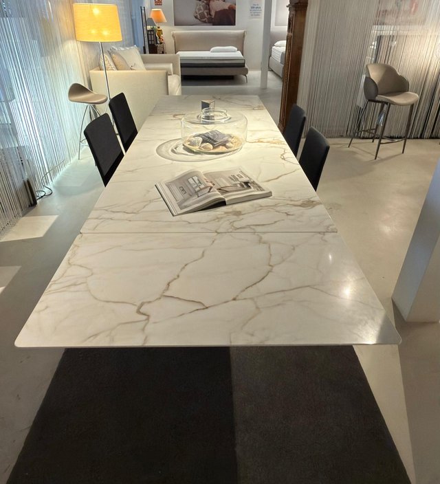 Mesa extensible modelo BIG TABLE de BONALDO