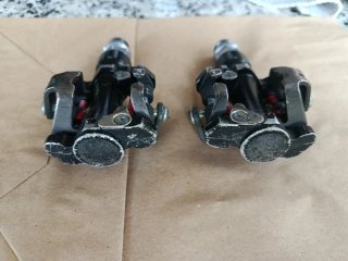 Pedales automáticos Shimano