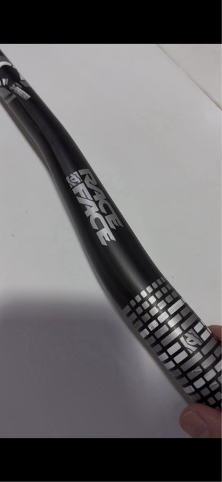 Manillar Race Face Sixc Carbon 31.8mm 20mm