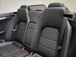 Mercedes-Benz E200 CABRIO