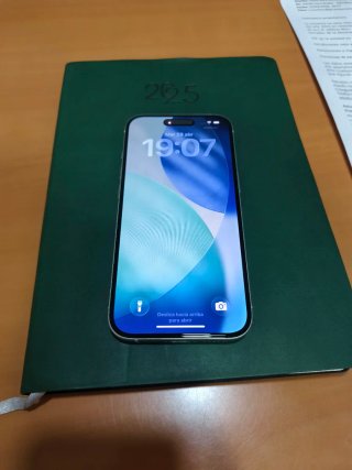 iPhone 15 128GB Como Nuevo.
