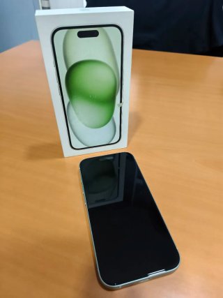 iPhone 15 128GB Como Nuevo.