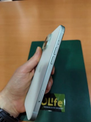 iPhone 15 128GB Como Nuevo.