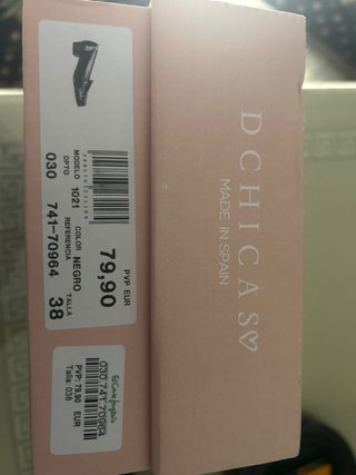 Zapatos de tacón negros para mujer