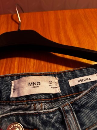 Pantalón vaquero Regina MNG