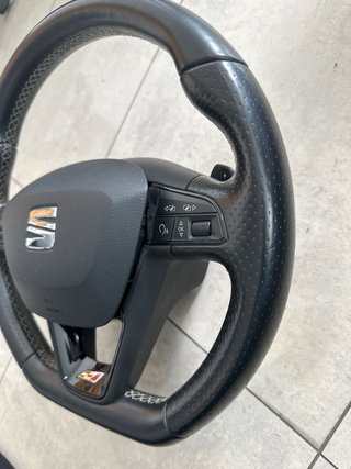 Volante Leon Cupra 5F