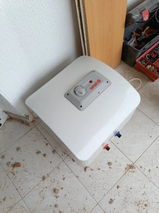 Calentador de agua SIMAT