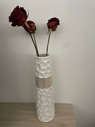 Jarrón Cerámica Blanco y Dorado