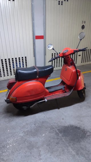 Vespa Iris 200cc Roja