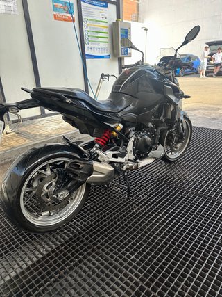 BMW F900 R Naked Negra/Gris