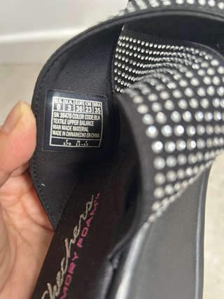 Sandalias Skechers Rumble con Tacón Mujer