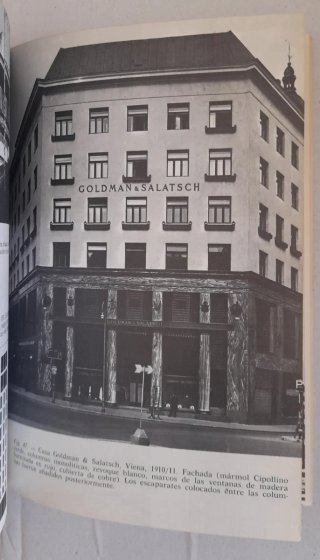 Adolf Loos: ornamento y delito y otros escritos