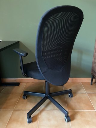 Silla de trabajo con reposabrazos, negro