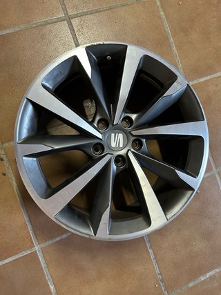 Llantas Seat León FR