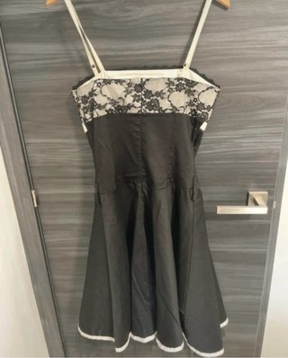 Vestido de fiesta negro y blanco
