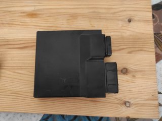 Cerradura y ECU R6R