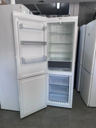 Nevera Combi Balay con garantia transport