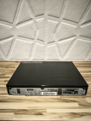 Reproductor Blu-ray LG BP240