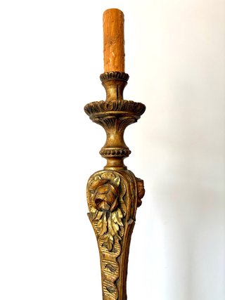 Lámpara madera tallada grande 154 cm