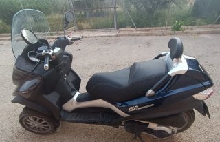 Piaggio MP3 400cc Maxi Scooter