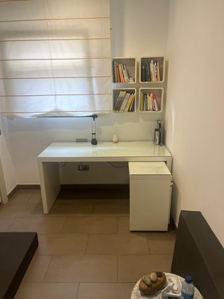 Escritorio blanco moderno
