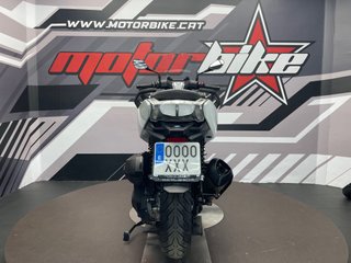 BMW C 400 GT Blanca