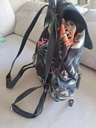 Mochila Oasis estampado floral