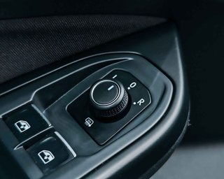Volkswagen Golf 2.0 TDI Life DSG 150CV
