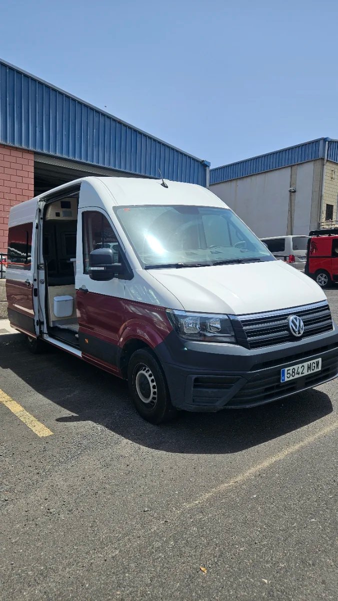 Volkswagen Crafter 2023 - foto 1