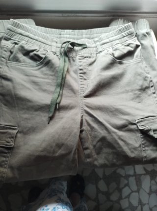 Pantalon verde olivo