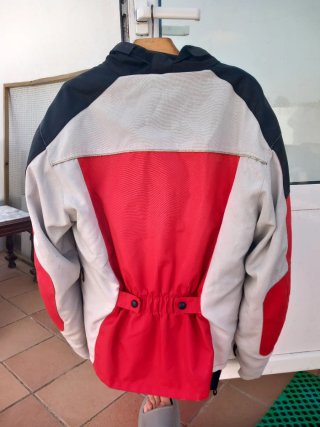 Chaqueta de Moto Negra, Roja y Gris