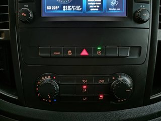 MERCEDES-BENZ Vito 119CDI AT 140kW Tourer Select Larga