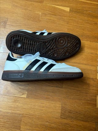 Adidas Spezial Blancas y Negras Talla 38
