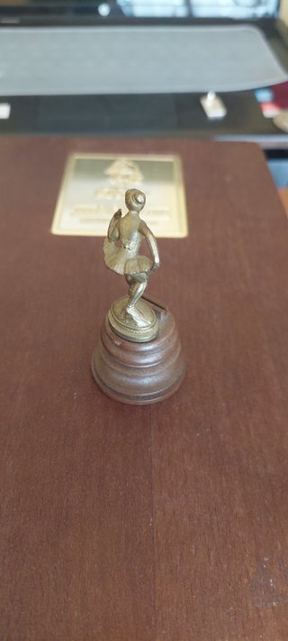 piccola statua in metallo di ballerine vintage ott