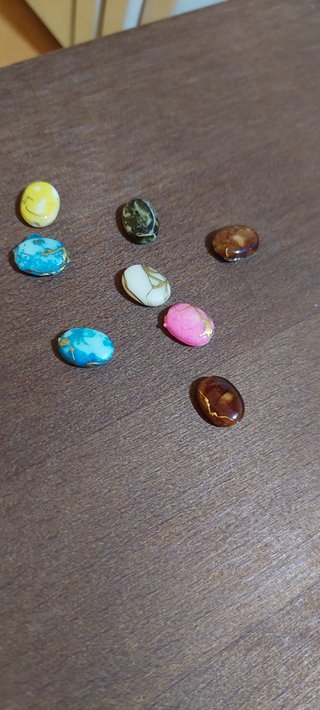 Pietre di plastica per la creazione di gioielli