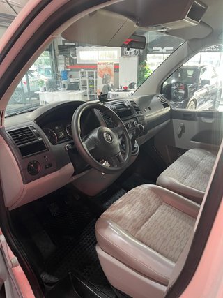Volkswagen Transporter T5 2012