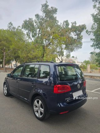 Volkswagen Touran 2011