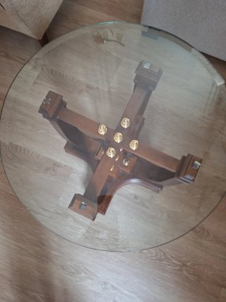 Mesa auxiliar cristal y madera