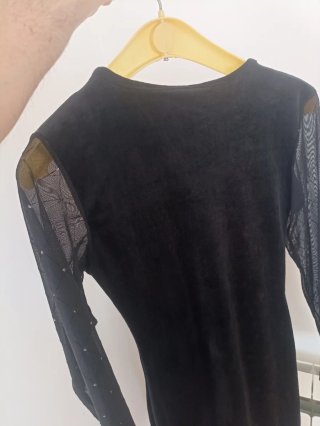 Vestito nero maniche trasparenti