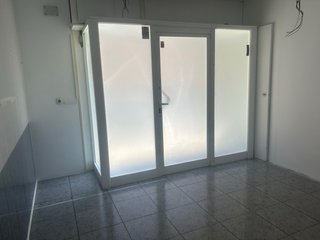 Local 20m2.