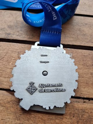 Medalla Marató Barcelona 2025 Zurich