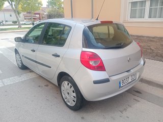 Renault Clio 2006