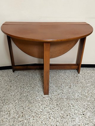 Mesa ovalada extensible de madera