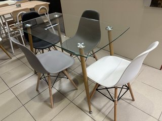 Mesa cristal y 4 sillas (3 colores)