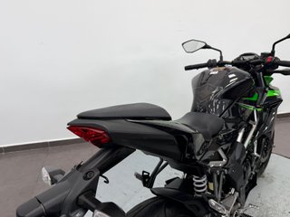 Kawasaki Z125 2023 Naked Negra/Verde