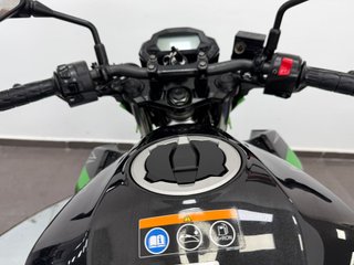 Kawasaki Z125 2023 Naked Negra/Verde