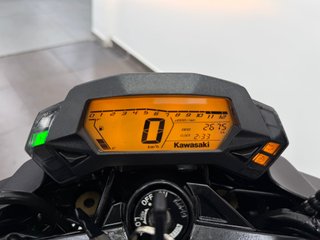 Kawasaki Z125 2023 Naked Negra/Verde