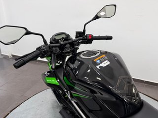 Kawasaki Z125 2023 Naked Negra/Verde