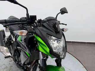 Kawasaki Z125 2023 Naked Negra/Verde