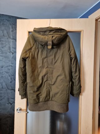 Parka Zara mujer verde militar